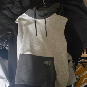 Grey Aeropostale sweatshirt